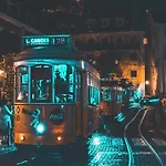 Cozy Getaway In With Balcony Appartement Porto