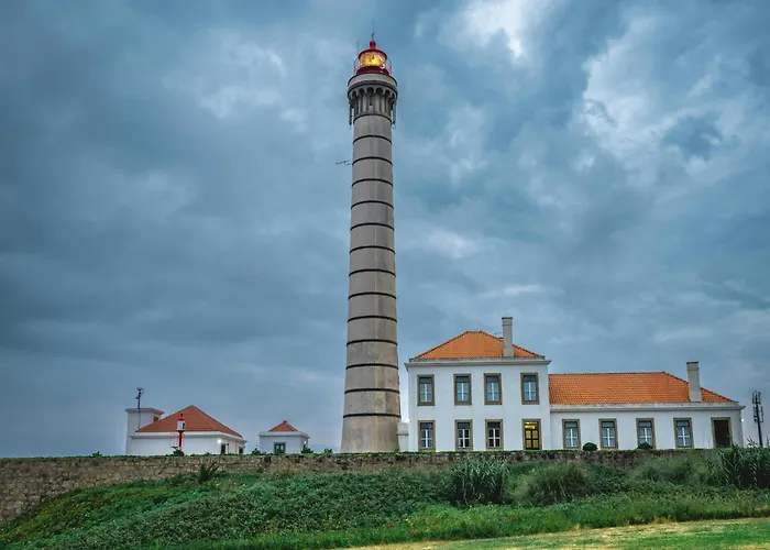 Daire Cozy Getaway In With Balcony *